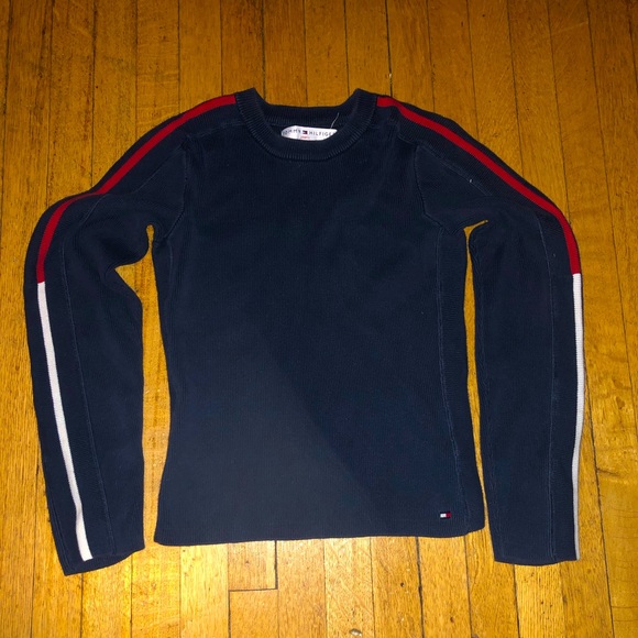 Tommy Hilfiger Tops - Tommy Hilfiger sweater !!